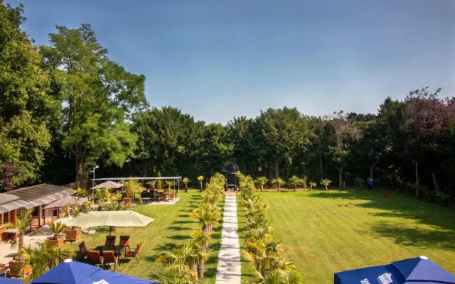 Westone Manor Hotel