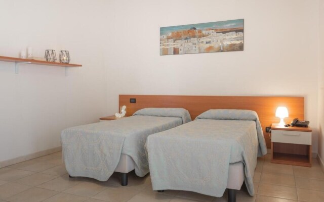 Stylish Residence Le Fontane 2 Bedroom Apartment Sleeps 6 Persons Num2508