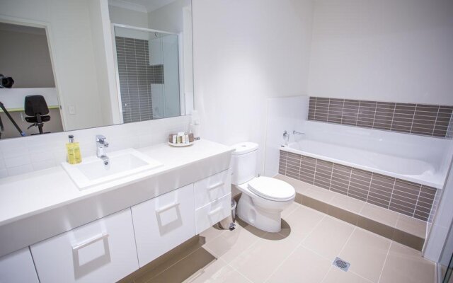 Spinifex Motel & Serviced Apartments