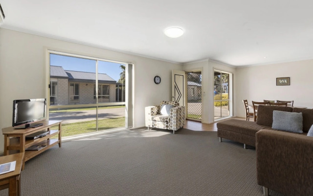 Kennedy Holiday Resort