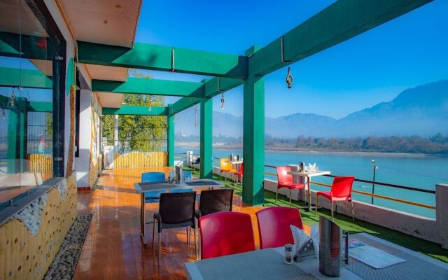 Shanti Residency - Ganga View