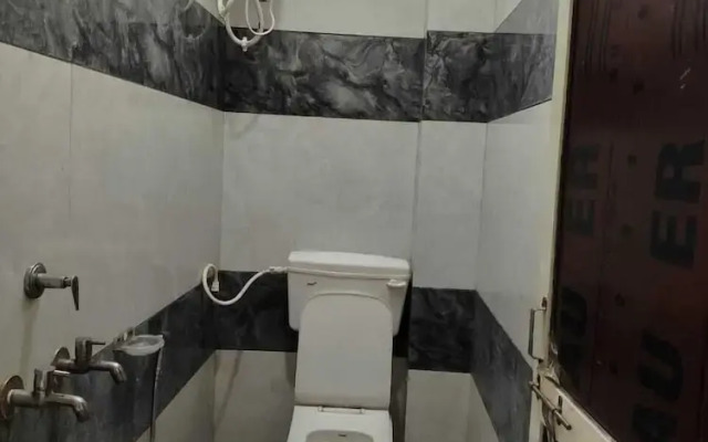 Shree Ayodhya Guest House