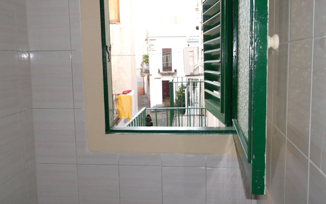 Via Giuseppe Garibaldi 115