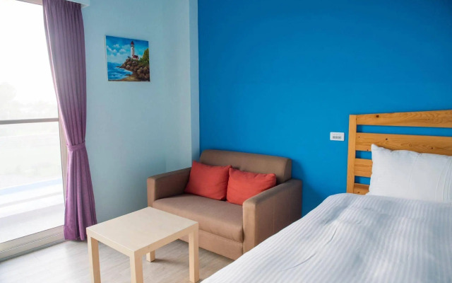 Country Lane Hostel