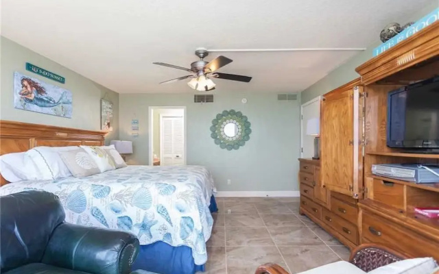 Shores Club 1005 - Two Bedroom Condo