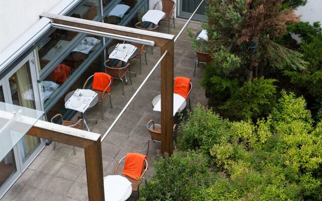 HEINhotel vienna airport