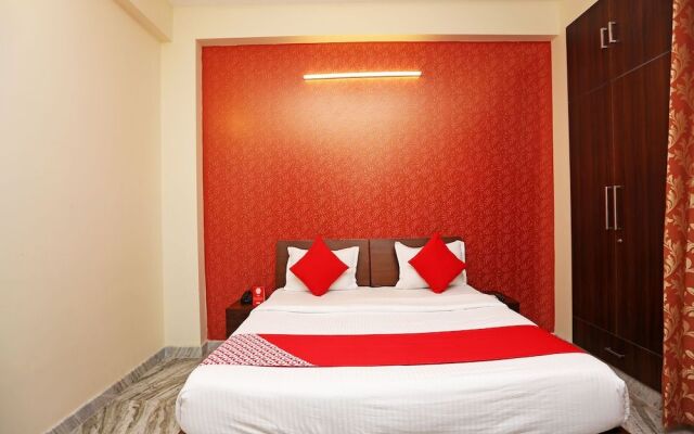 OYO 22094 Hi Star Rooms