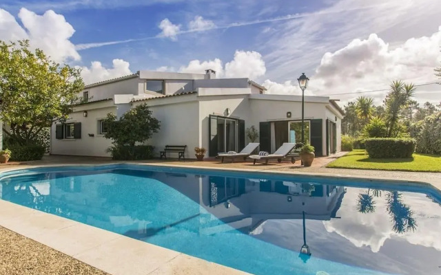 Villa Goreti AL in Amora