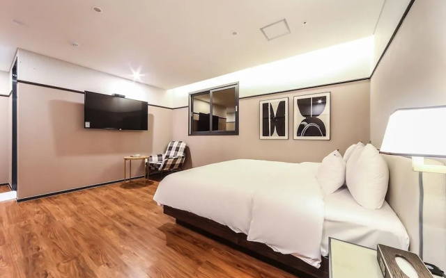 Dynamic Guesthouse
