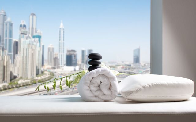 Pullman Dubai Jumeirah Lakes Towers - Hotel & Residence