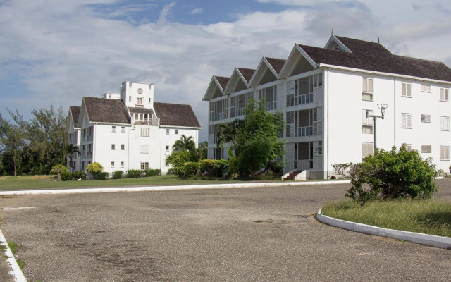 Seacastles Exora Beach Suite
