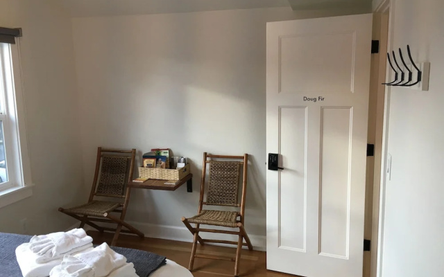 The Alberta Petite Hotel
