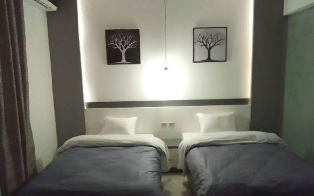 Azar Boutique Hotel