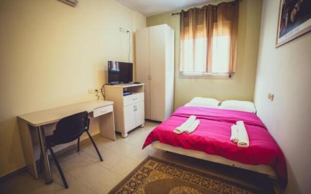 Studio Apartment Avia