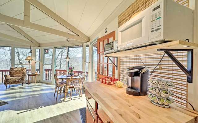 Mountain Treehouse: A Unique Hilltop Hideaway