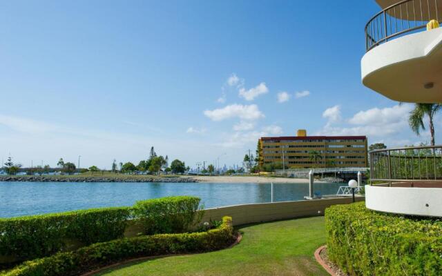 Broadwater Shores