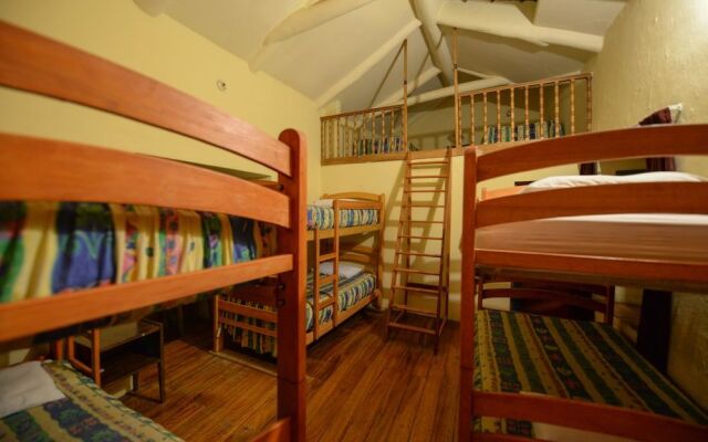 Hitchhikers Cusco Hostel