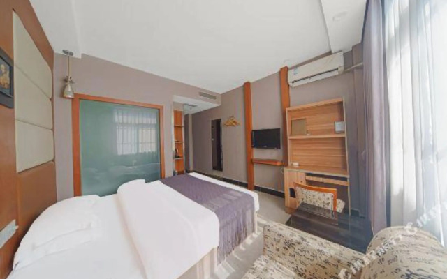 Pinshang Business Hotel