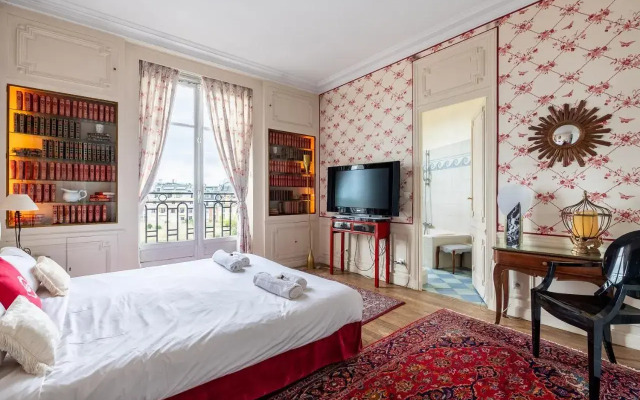 Luxeux T2 de 85m2 vue sur la Tour Eiffel