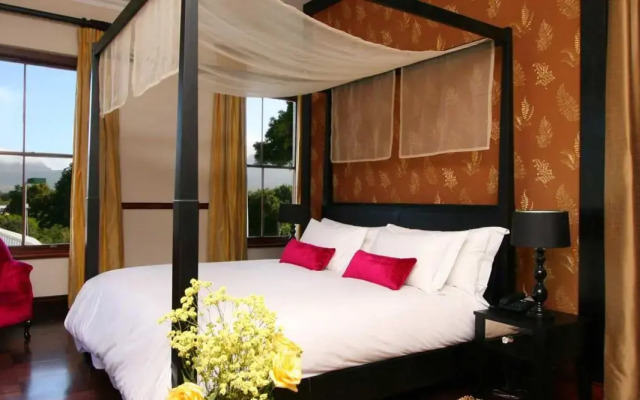 Nova Constantia Boutique Residence