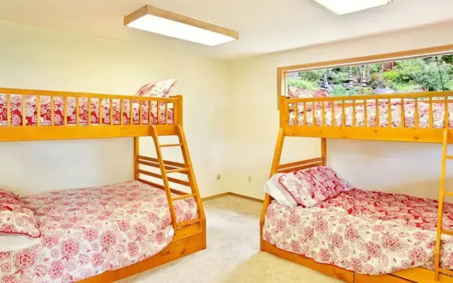 Rocky Bay Retreat