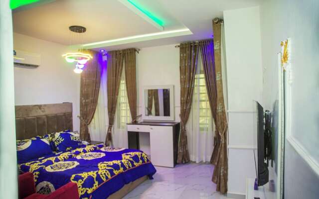 RichVilla Apartments & Hotels