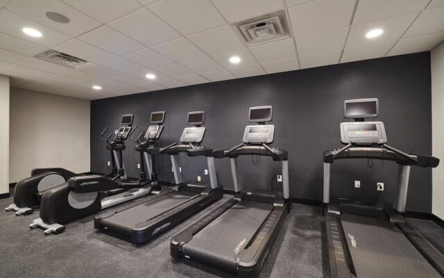 Four Points by Sheraton Cleveland-Eastlake