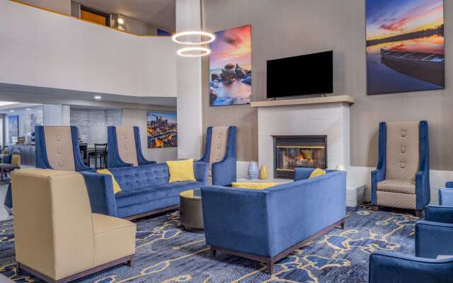 La Quinta Inn & Suites by Wyndham Minneapolis-Minnetonka