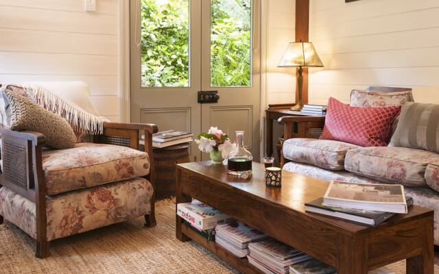 Candlelight Cottage
