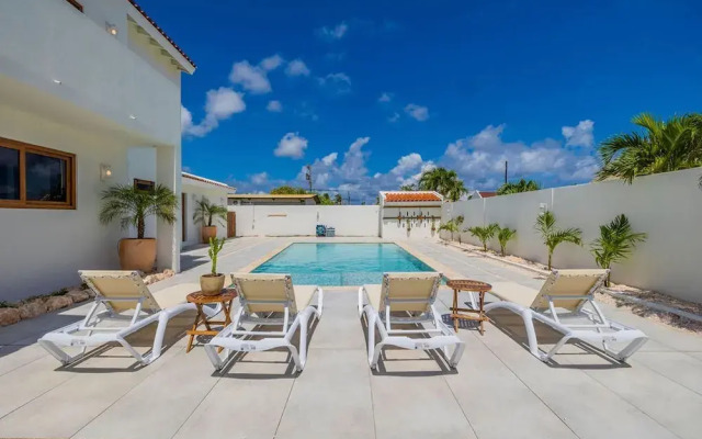 Buddha House 5 5 Palapa Suite Pool in Palm Beach