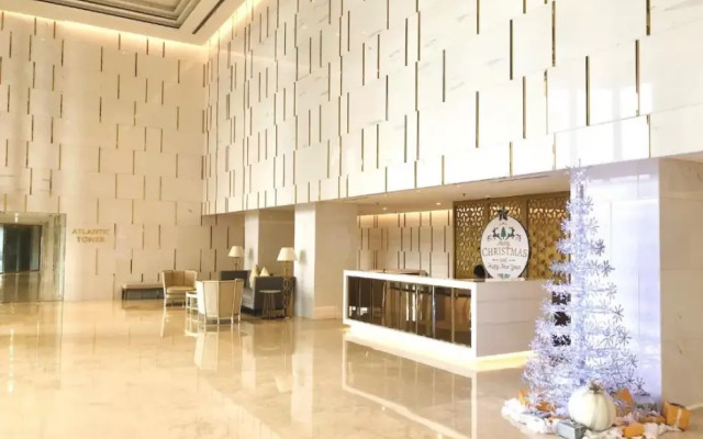 Gold Coast PIK Sea View Apartments by LongeSuites
