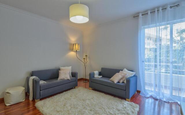 Golden Place Apartment