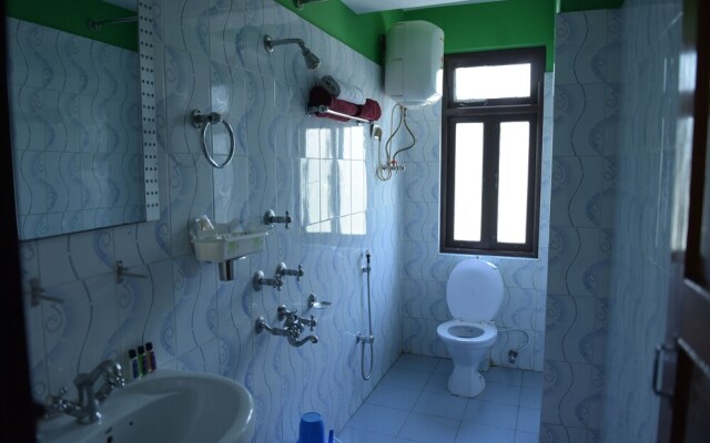 Hotel Mayal Retreat