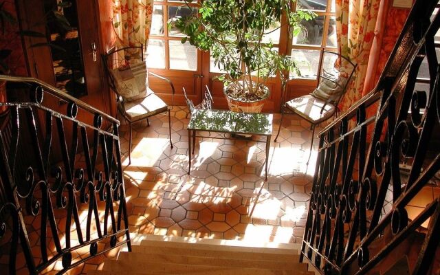 Hotel Restaurant Des Deux Vallées