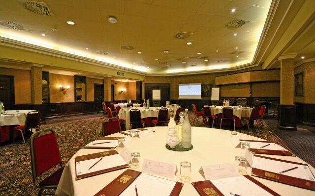 Coombe Abbey Hotel