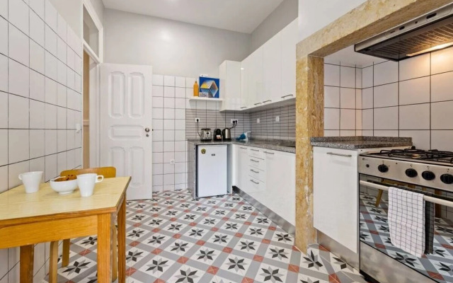 Beautiful 2 Bedroom Apartment in Lisbon, Lisbon