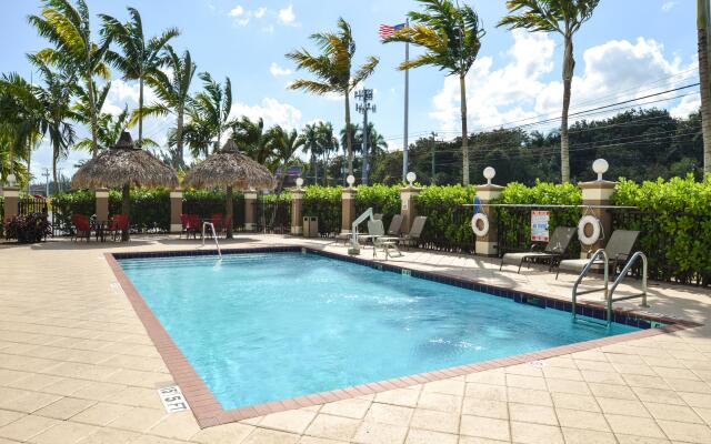 Holiday Inn Express & Suites Florida City by IHG