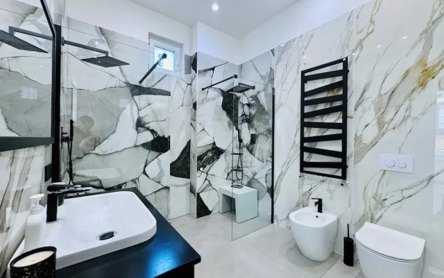 YourHome - AC Luxury House