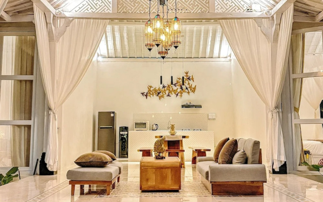 Hafrana Villa by AGATA - 700sqm 2BR Villa with Private Pool & Jacuzzi — 3-star hotel in Selat