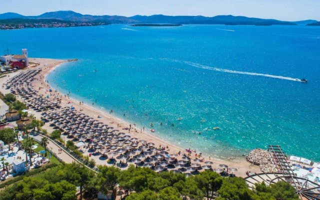 Marina - Quiet & Spacious - H