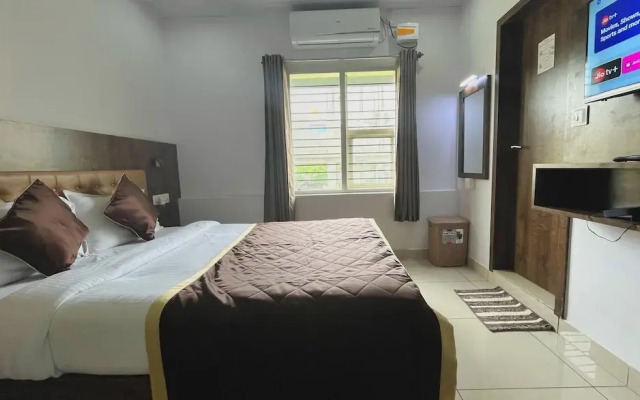 Lucent The Homely Hotel