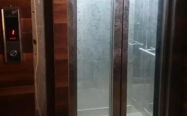 Hotel Gokul inn