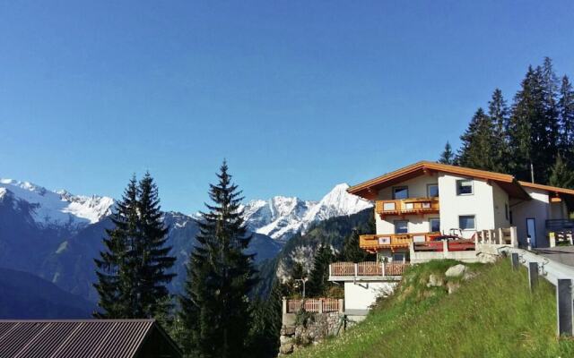 Luxurious Apartment in Hippach Near Ski Area
