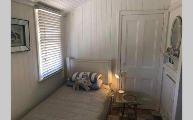 Maleny Country House - Queenslander on Acreage