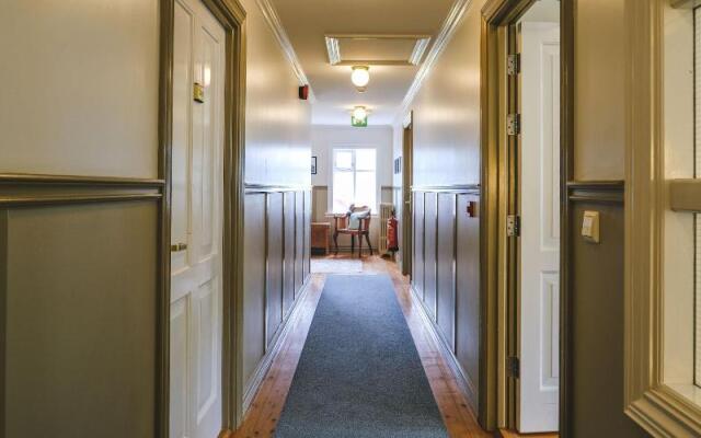 Bankinn - Hotel by Aldan