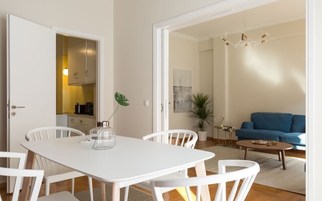 UPSTREET Chic Flat in the Heart of Athens