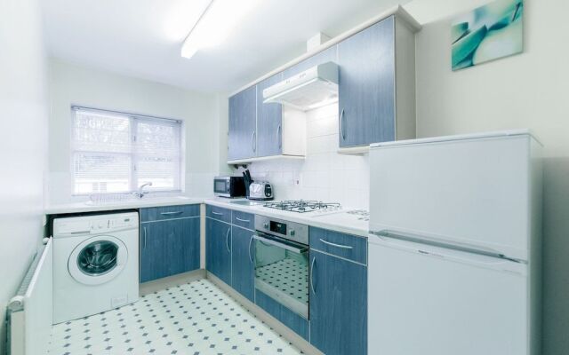 Roomspace Apartments -Sabin Gates