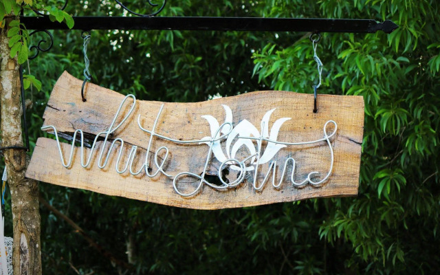 White Lotus Resort
