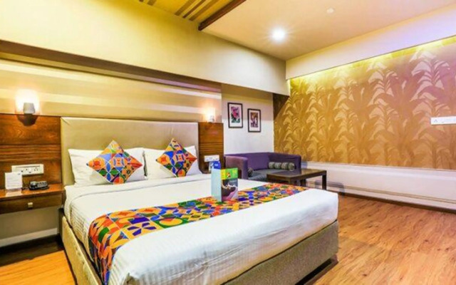 The Berrys Hotel by OYO