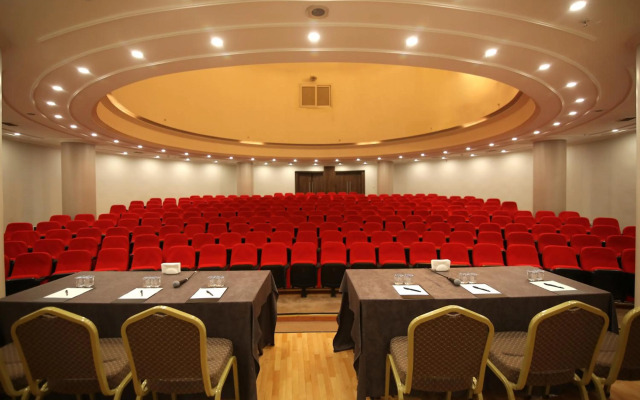 Hotel Excellence Inn